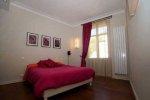 Hy�res, plein centre dans immeuble bourgeois, appartement T3