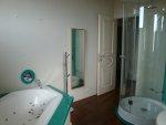 Hy�res, plein centre dans immeuble bourgeois, appartement T3