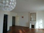 Hy�res, plein centre dans immeuble bourgeois, appartement T3