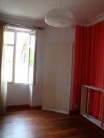 Hy�res, plein centre dans immeuble bourgeois, appartement T3