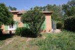 Villa traditionnelle tr�s spacieuse et lumineuse au calme